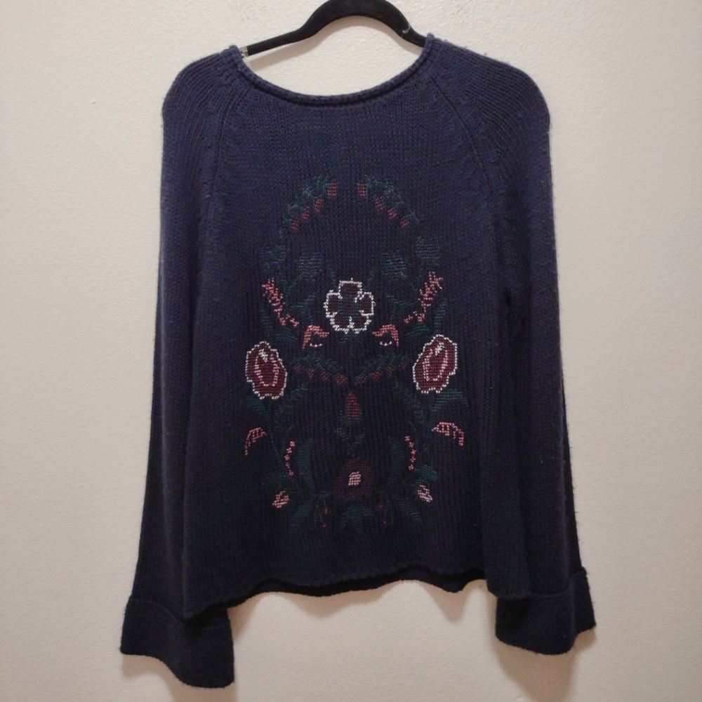 Alya Blue Long Sleeve Floral Embroidered Shirt Medium